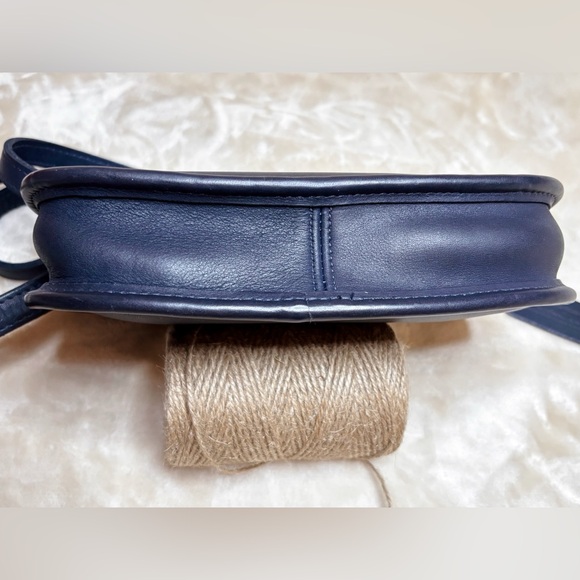 ❌SOLD❌ 100% Authentic VINTAGE Coach “Wendie” Mini #9031 in true Blue colour - Picture 6 of 8